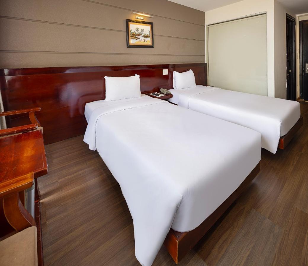 Centersea Hotel Nha Trang Exterior photo