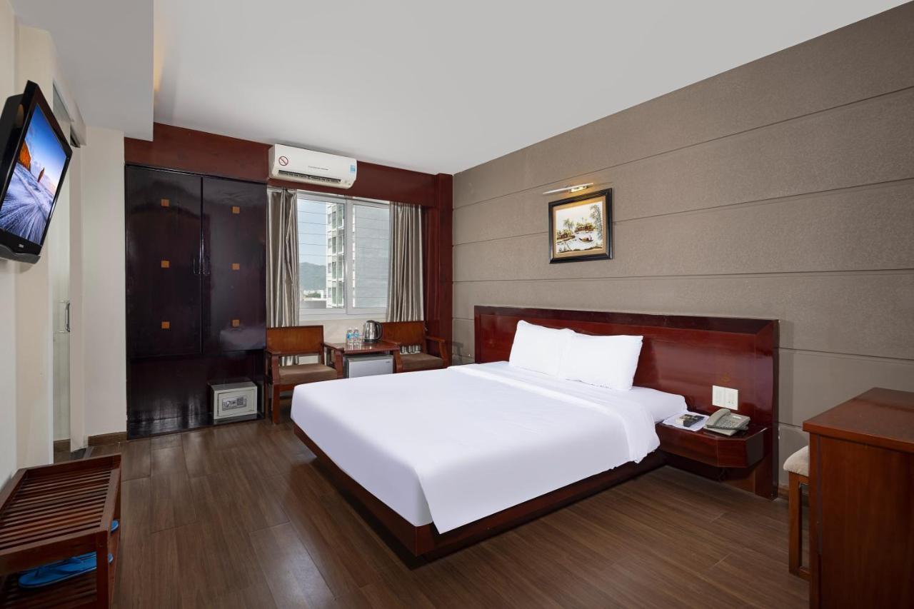 Centersea Hotel Nha Trang Exterior photo