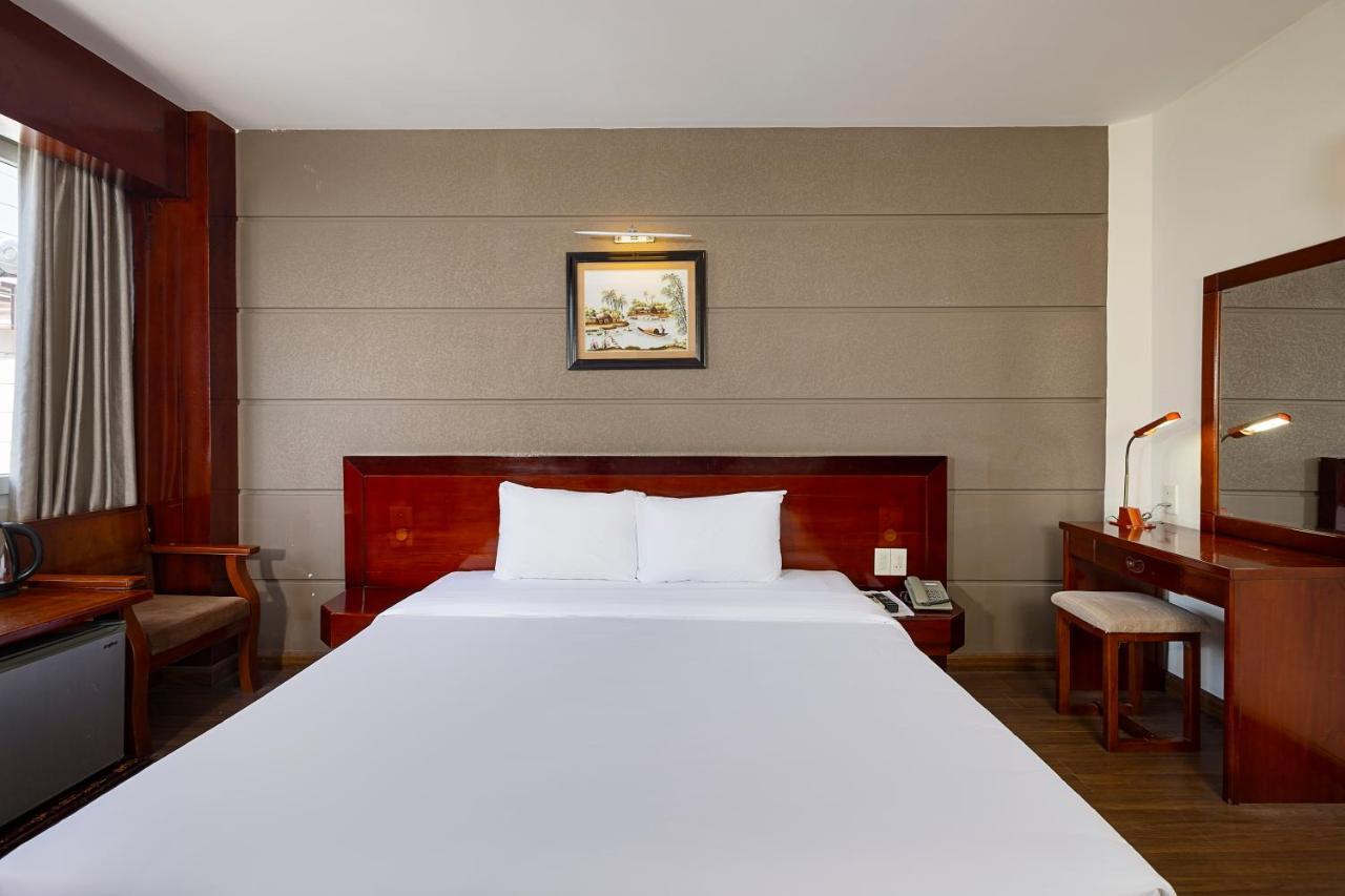Centersea Hotel Nha Trang Exterior photo